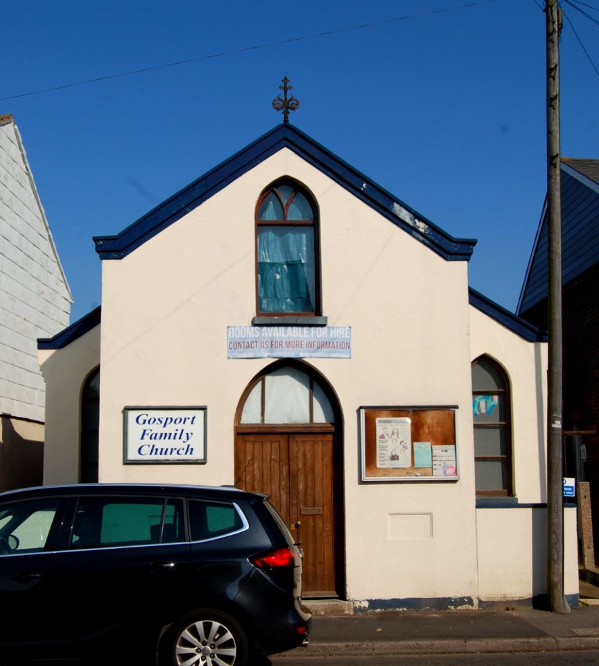 Gosport Family Church (former Baptist and Church of God of Prophecy Church), Grove Road, Hardway, Gosport (April 2019) (2)