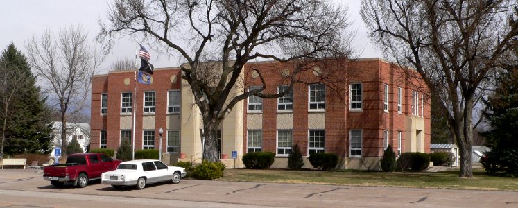 Gosper County courthouse from SW