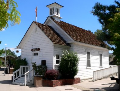 Glendale School (Sparks, Nevada) from NW 1