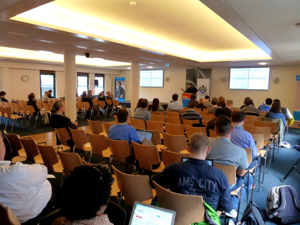 GLAM-WIKI 2015-Sunday-Session 1-Auditorium (3)