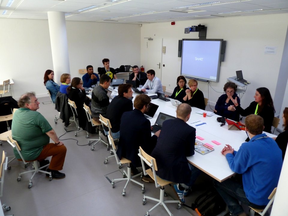 GLAM-WIKI 2015-Sunday-Session 1-Workshop (10)
