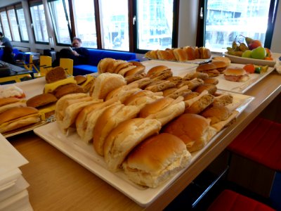 GLAM-WIKI 2015-Sunday-Lunch (1)
