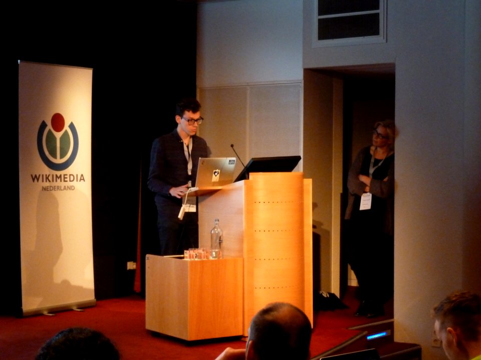 GLAM-WIKI 2015-Saturday-Session 2-Auditorium (2)