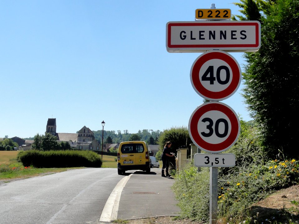 Glennes (Aisne) city limit sign