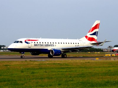 G-LCYI BA CityFlyer Embraer ERJ-170STD (ERJ-170-100) - cn 17000305, taxiing 22july2013 pic-001