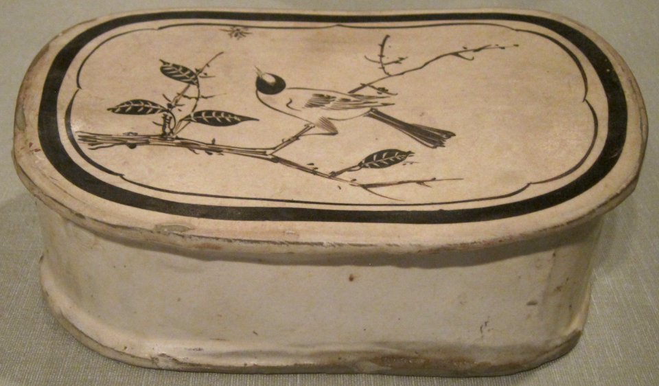 Glazed stoneware pillow, Northern Song dynasty, Honolulu Museum of Art