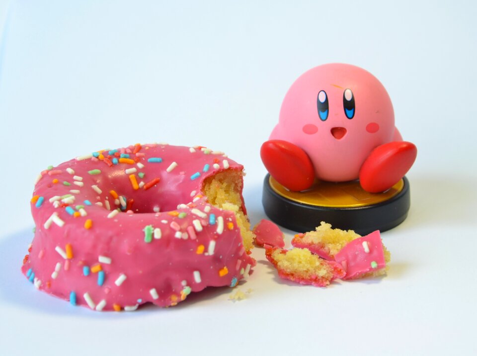 Amiibo kirby doughnut