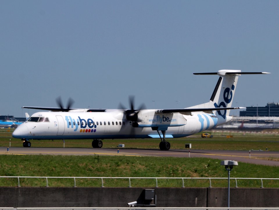 G-JECP Flybe De Havilland Canada DHC-8-402Q Dash 8 - cn 4136 taxiing 21july2013 pic-001