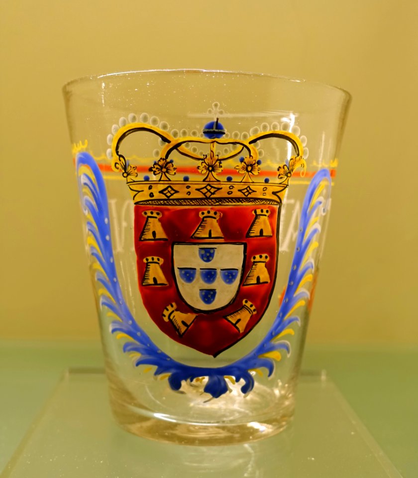 Glass, probably Factory of Coina, 1800-1850, glass, enamel - Museu Nacional de Soares dos Reis - Porto, Portugal - DSC00606