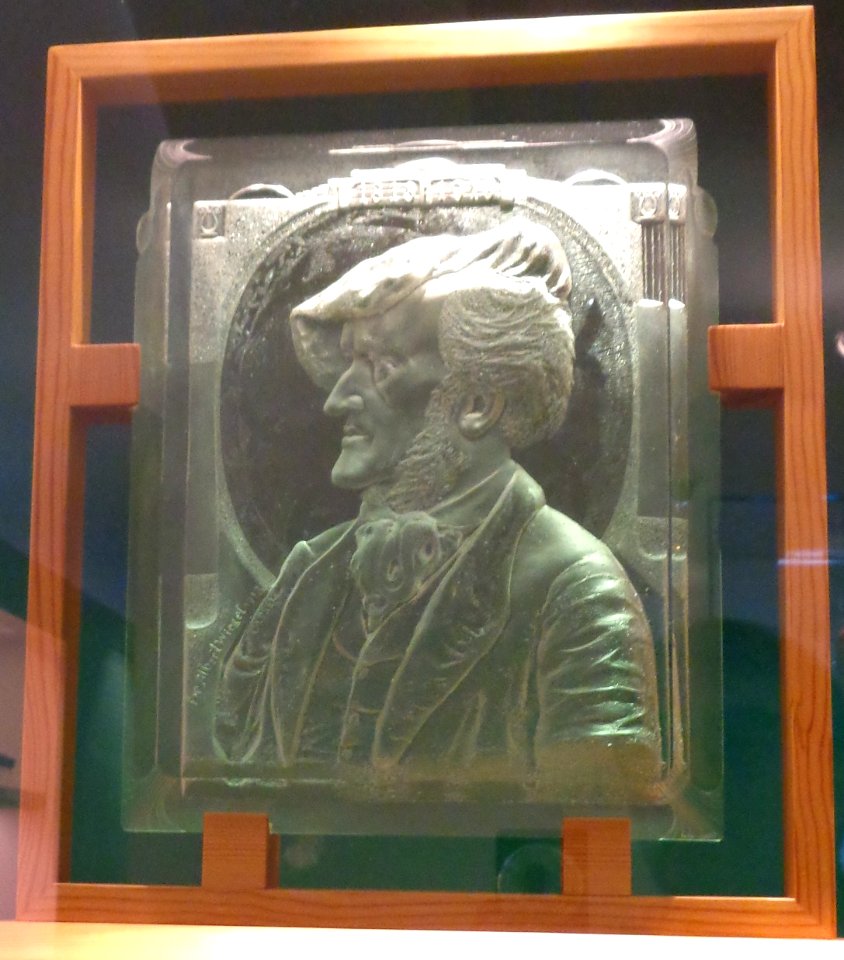 Glasportraet Richard Wagner von Albert Wiegel