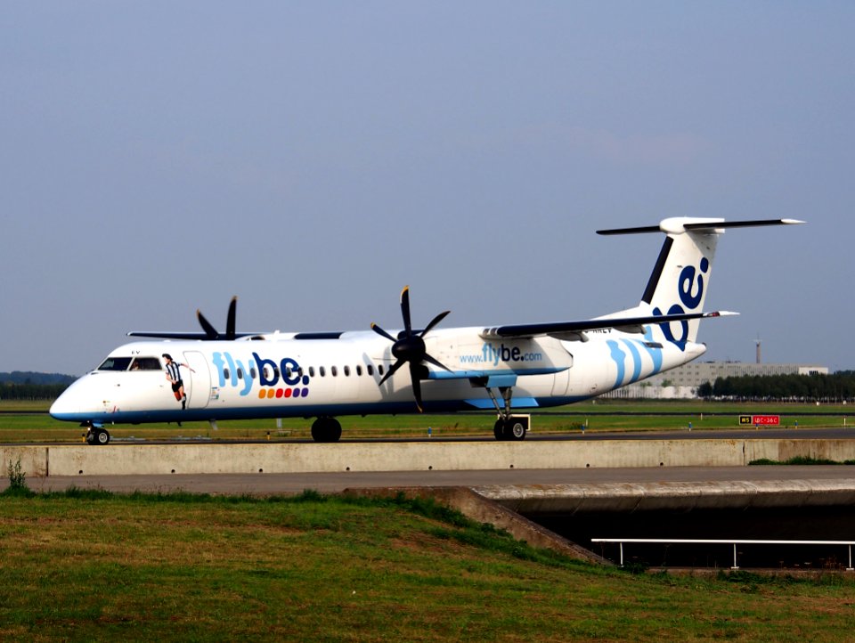 G-KKEV Flybe De Havilland Canada DHC-8-402Q Dash 8 - cn 4201, 25august2013 pic-634