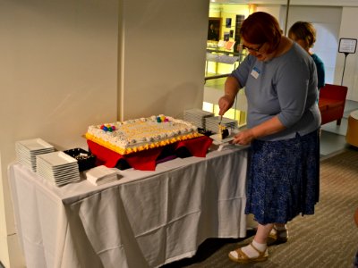GLAM Philly Day out editing the cake