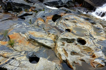 Glacial potholes - Shelburne Falls, Massachusetts - DSC00191