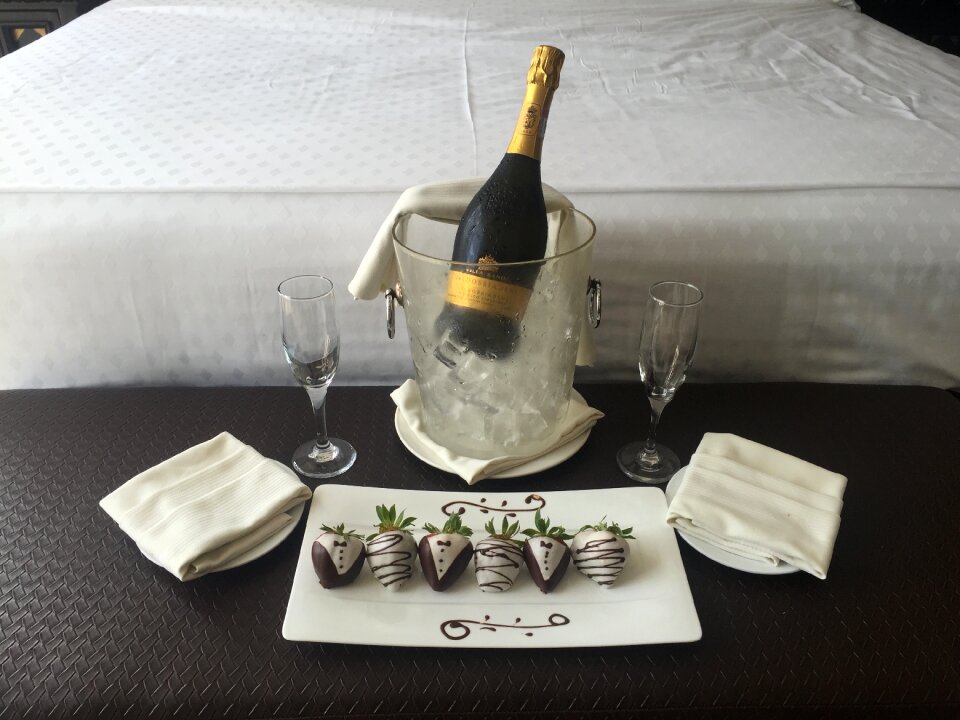 Champagne anniversary hotel room