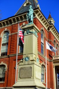 Gloucester Soldiers’ and Sailors’ Monument - Gloucester, MA - DSC01520