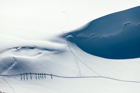 Expedition skiing cross country skiing photo