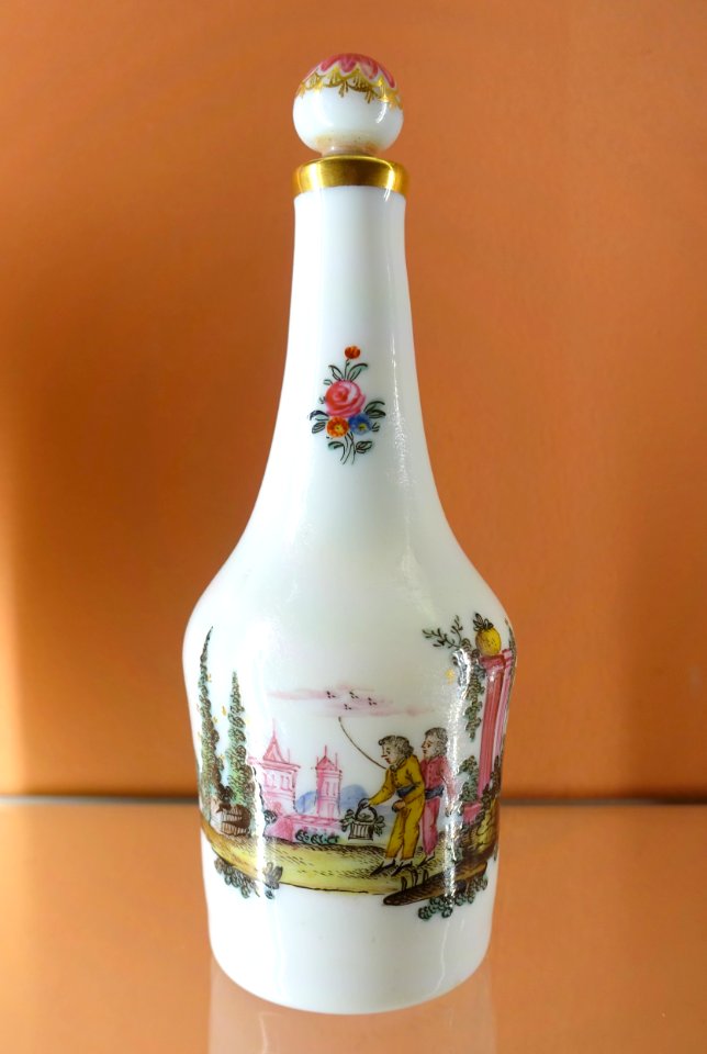 Glassware, unidentified, Period 3, 1815-1833 AD - Museo Nacional de Artes Decorativas - Madrid, Spain - DSC08276