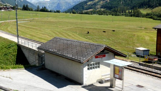 Gluringen railway station