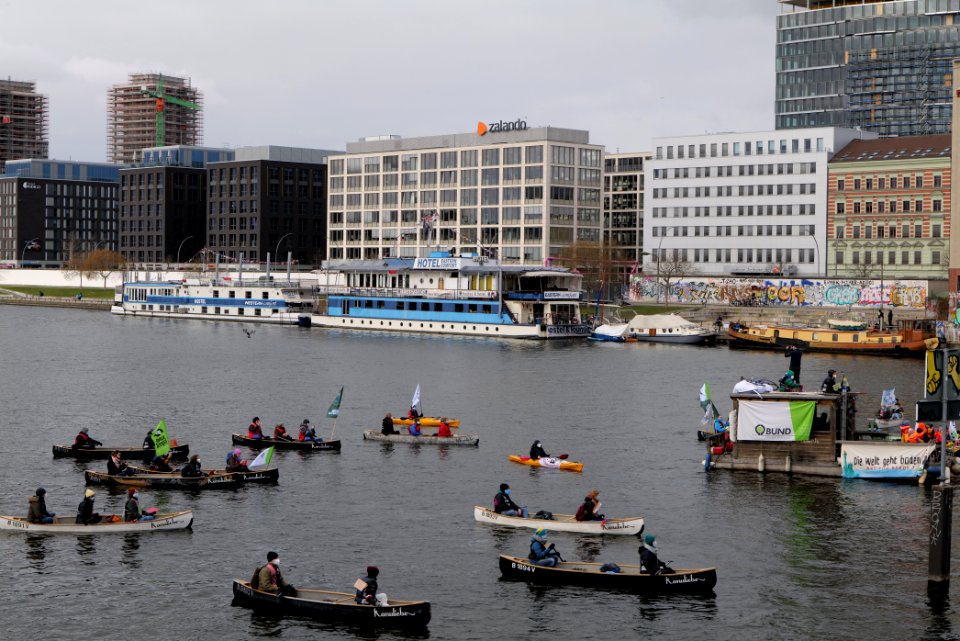 Global Climate Strike Berlin boat demonstration 2021-03-19 06