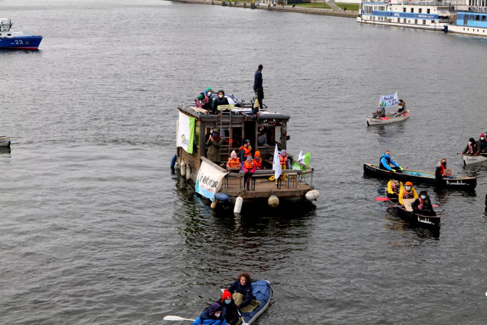 Global Climate Strike Berlin boat demonstration 2021-03-19 13