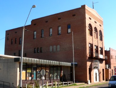 Globe, Arizona Elks building from SW 1