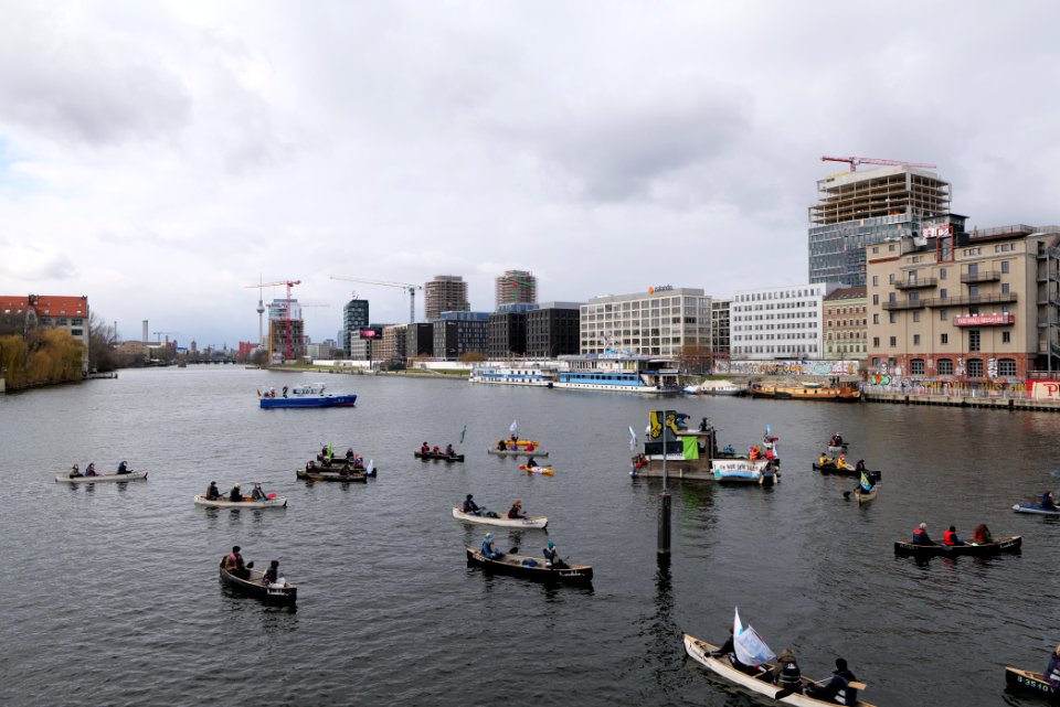 Global Climate Strike Berlin boat demonstration 2021-03-19 07