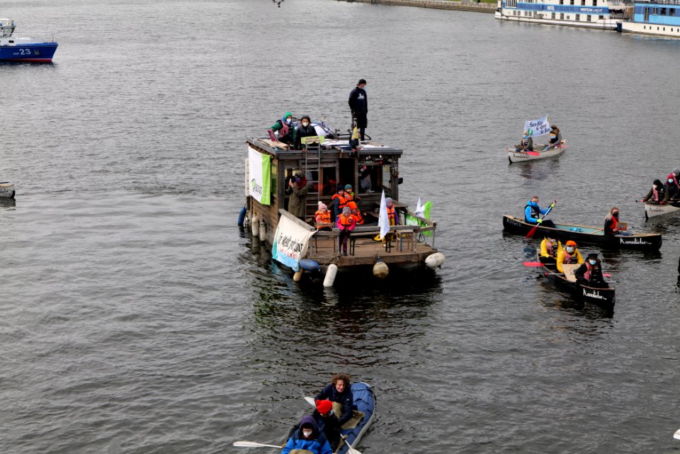 Global Climate Strike Berlin boat demonstration 2021-03-19 12