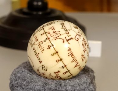 Globe sundial, A.D.C., Seville, 1626 AD, ivory - Putnam Gallery - Harvard University - DSC07899
