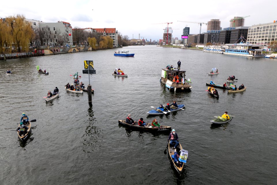 Global Climate Strike Berlin boat demonstration 2021-03-19 15