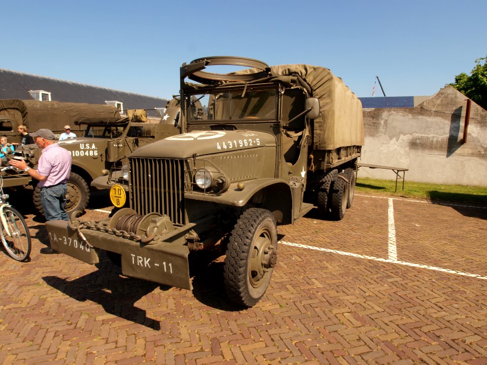 GMC army truck, 1A-3704Q-TRK-11, USA 4431962-S pic2