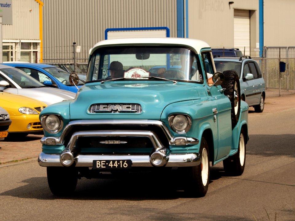 GMC Automatic V8 pic2