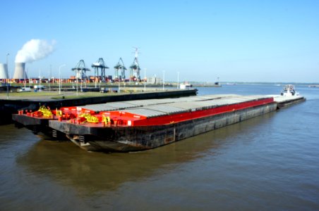 GM Malta - ENI 02325236, GM SABA - ENI 02325239, Alykanas - ENI 06003819, Entrepeller - ENI 08060011, Zandvlietsluis, Antwerpse haven, pic2