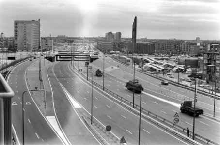 Gedeelte van Ringweg om Amsterdam bij Bos en Lommerplein tot Jan van Galenstraat, Bestanddeelnr 922-4130