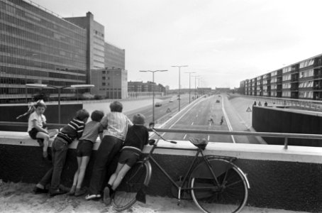 Gedeelte van Ringweg om Amsterdam bij Bos en Lommerplein tot Jan van Galenstraat, Bestanddeelnr 922-4126