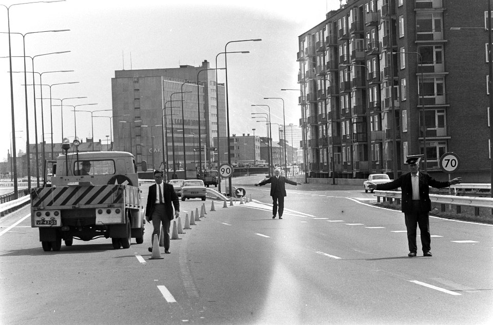 Gedeelte van Ringweg om Amsterdam bij Bos en Lommerplein tot Jan van Galenstraat, Bestanddeelnr 922-4123