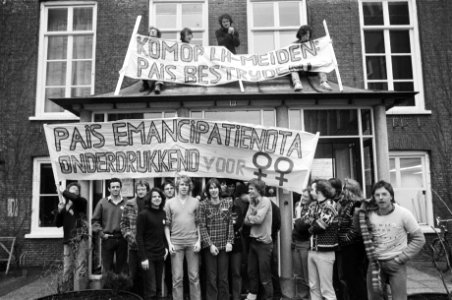 Gedeelte Landbouwhogeschool in Wageningen bezet uit prote tegen de emancipatien, Bestanddeelnr 930-7100