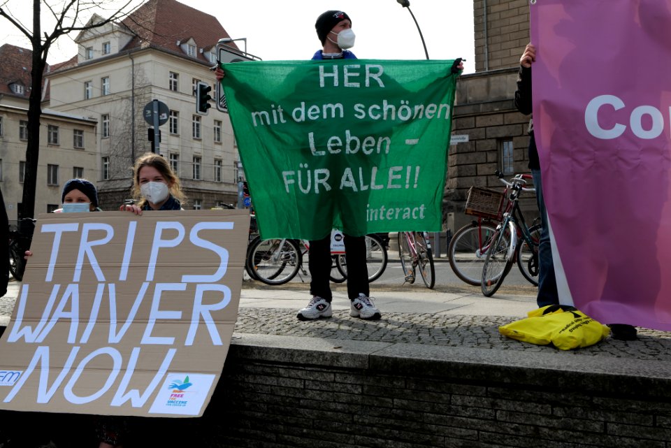 GebtDiePatenteFrei protest Berlin 2021-03-10 40