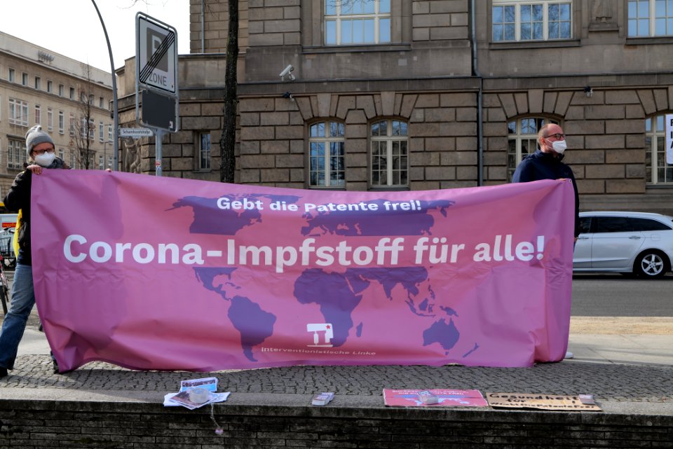 GebtDiePatenteFrei protest Berlin 2021-03-10 15