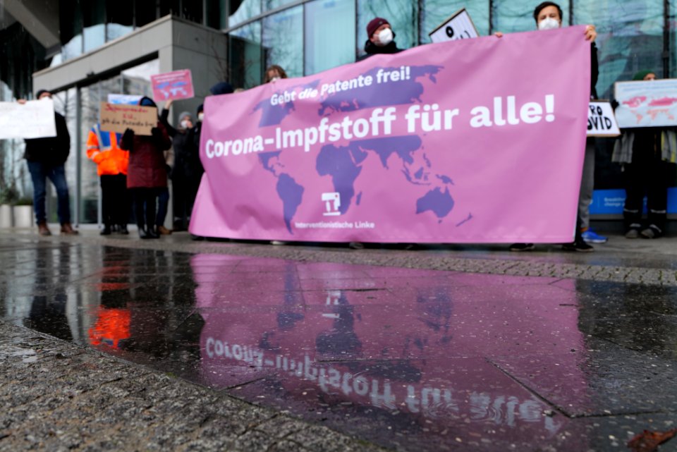 GebtDiePatenteFrei protest Berlin 2021-01-23 26