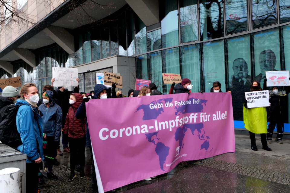 GebtDiePatenteFrei protest Berlin 2021-01-23 34