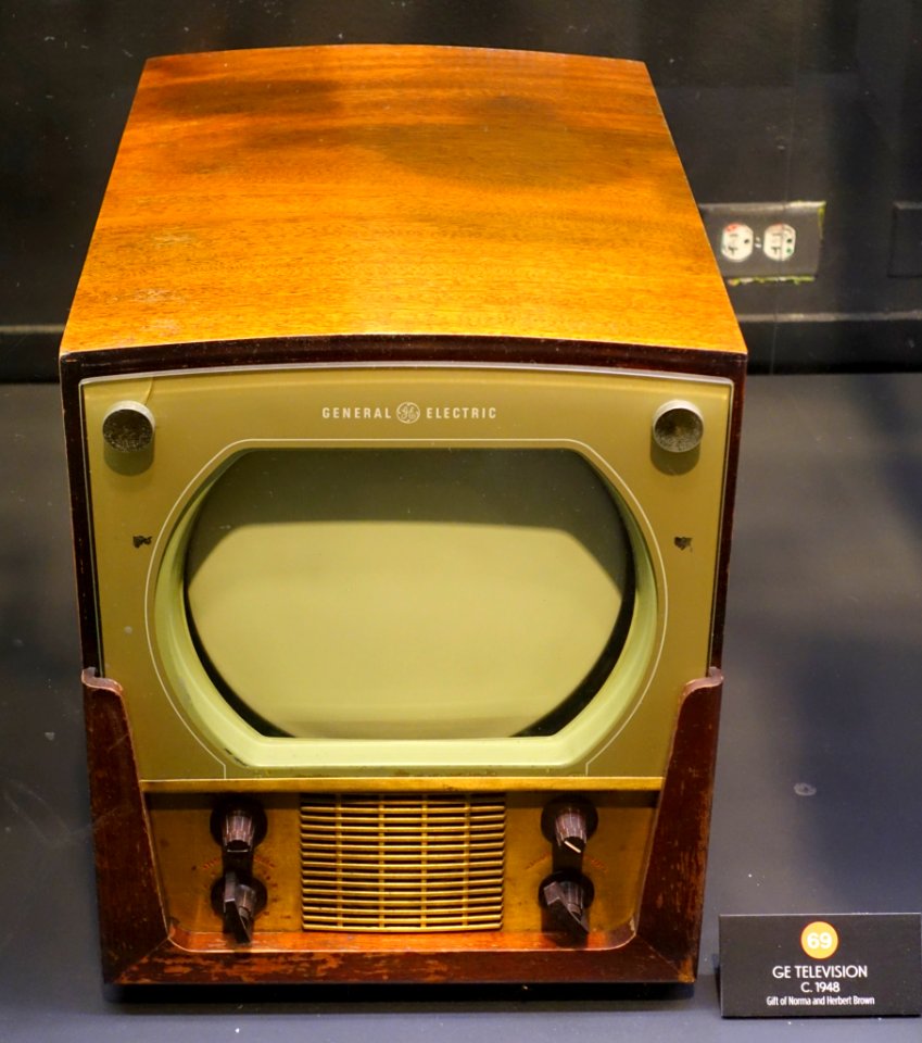 GE Television, c. 1948, General Electric - Museum of Science and Industry (Chicago) - DSC06811