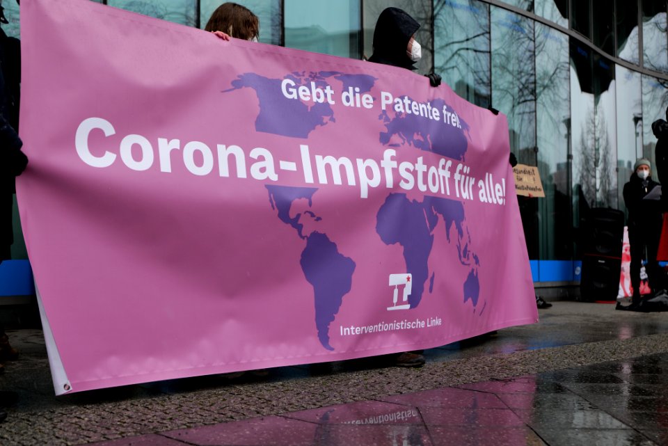 GebtDiePatenteFrei protest Berlin 2021-01-23 16