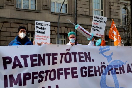 GebtDiePatenteFrei protest Berlin 2021-03-10 10