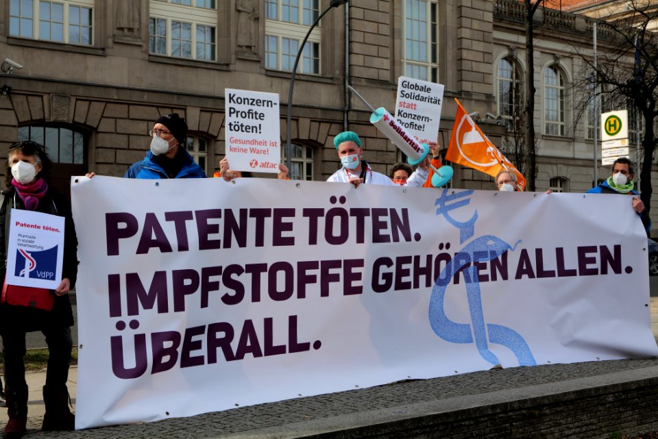 GebtDiePatenteFrei protest Berlin 2021-03-10 09
