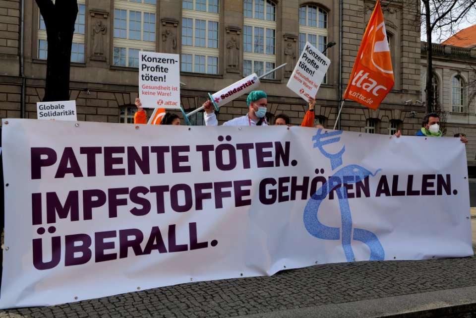 GebtDiePatenteFrei protest Berlin 2021-03-10 33