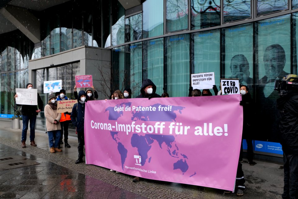 GebtDiePatenteFrei protest Berlin 2021-01-23 07