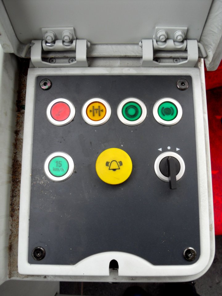 Gdańsk PESA 120Na (panel sterowania jazdą do tyłu)