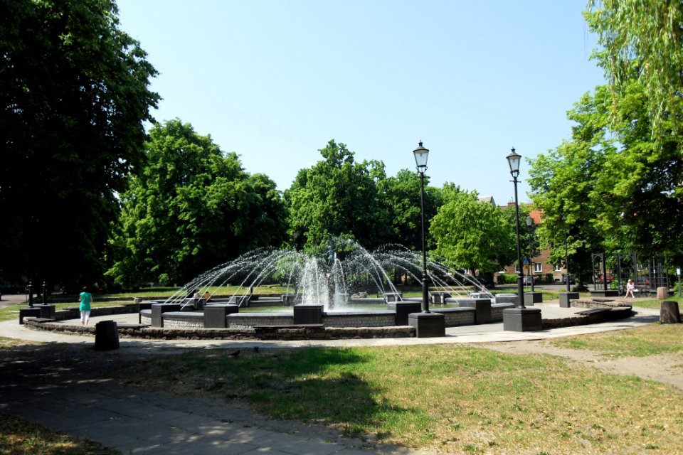 Gdańsk plac Wybickiego – fontanna (1)