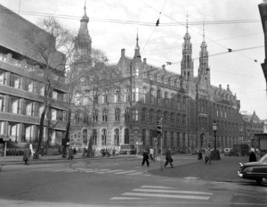 Gebouw hoofdpostkantoor Amsterdam (gebouwd 1893-1899, rijksbouwmeester C.H. Pete, Bestanddeelnr 934-6101