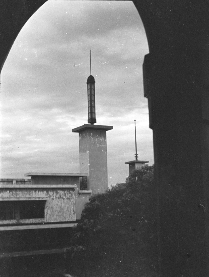 Gebouw in een stad, Bestanddeelnr 140-3-5